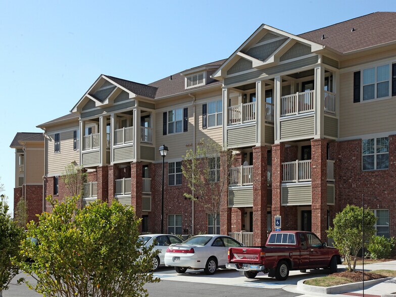 Mainstreet Winder Active Adult 55+ 454 Jefferson Hwy Winder GA 30680