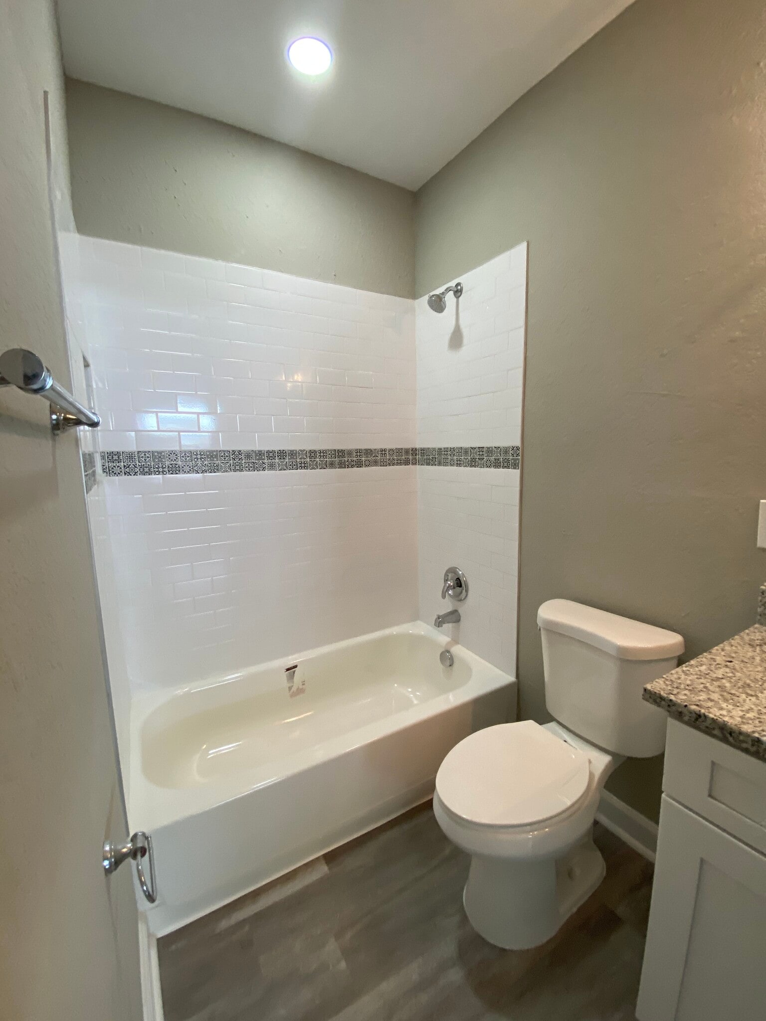 Hall Bathroom - 1611 E 18th Ave