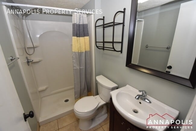 Building Photo - 130 Dennis Rd