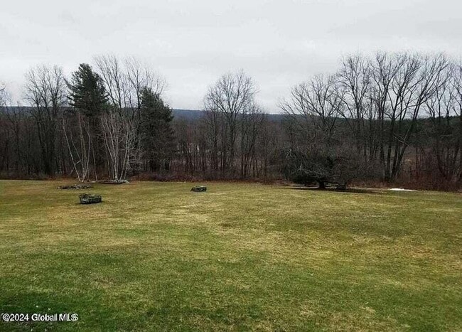 Building Photo - 24 Vosburgh Rd