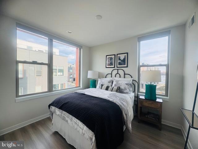 Building Photo - 3012 Beachview Ln