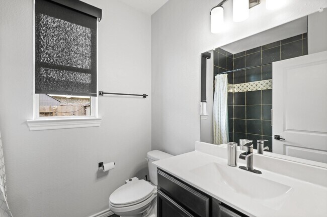 Building Photo - 11631 Darby Chase Trl