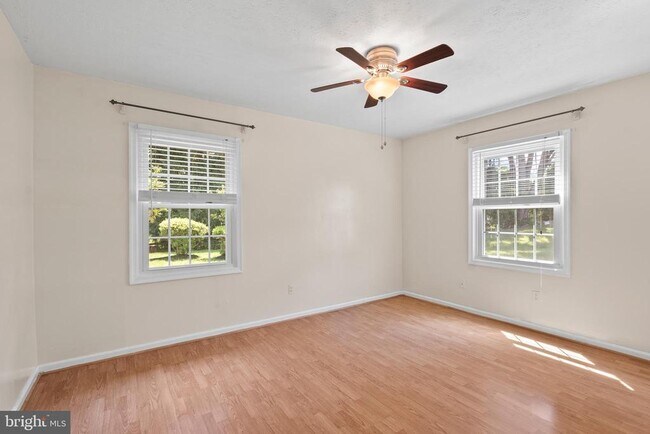 Building Photo - 4650 Palomino Ct