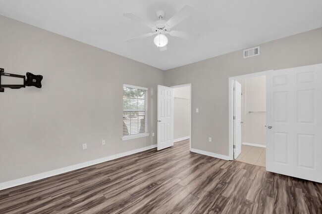 Building Photo - 1501 Partin Dr N