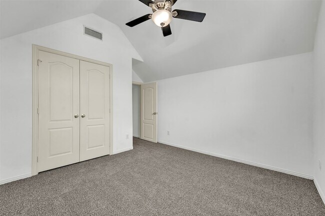 Building Photo - 10108 Cherry Hill Ln