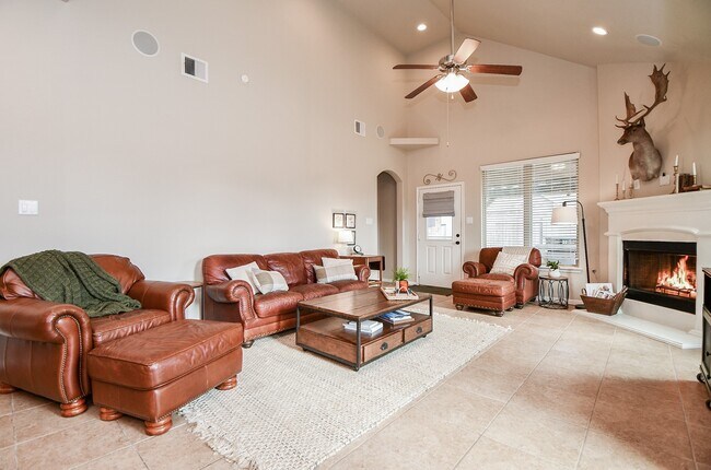 Building Photo - 4206 Fenetre Forest St