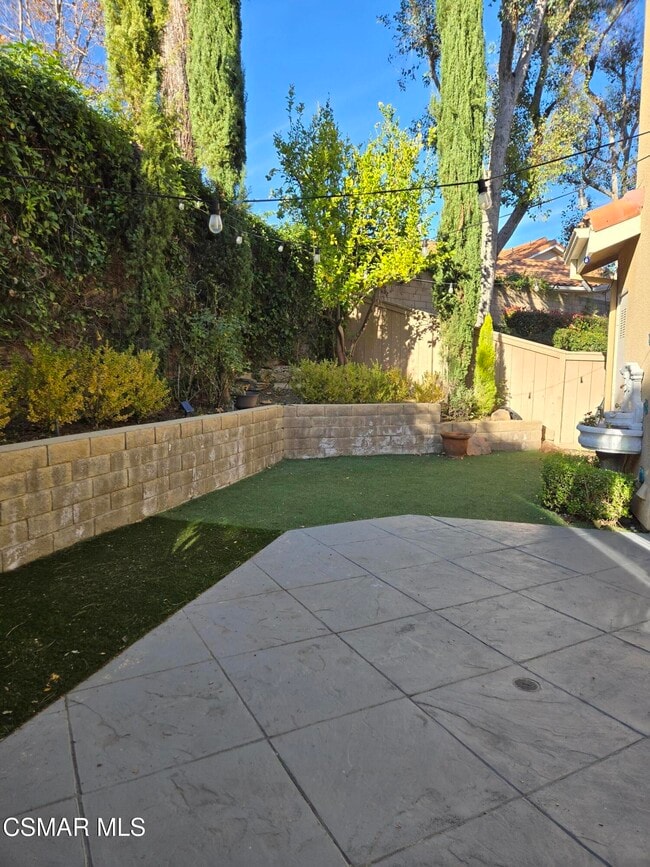 Building Photo - 491 Novara Way