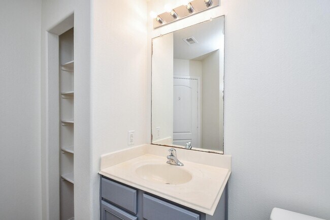 Building Photo - 17251 Osprey Forest Dr