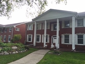 Building Photo - 915 Neff Rd