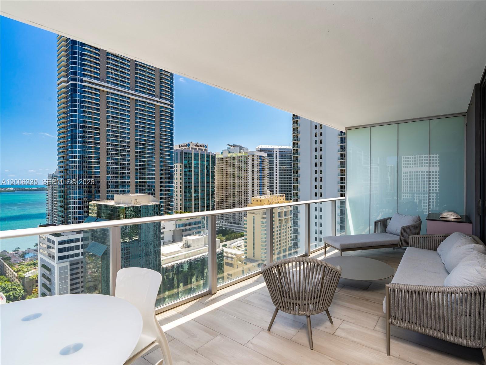 Building Photo - 1010 Brickell Ave