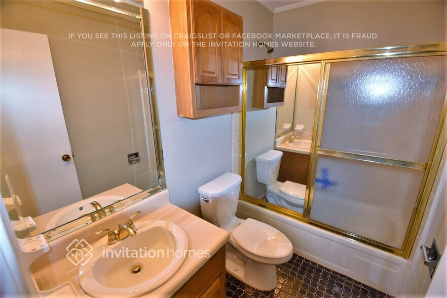 Building Photo - 3833 Seton Hall Dr
