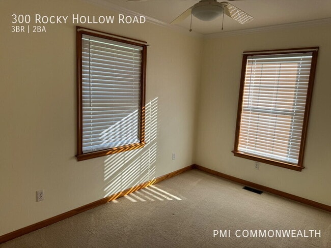 Building Photo - 300 Rocky Hollow Rd