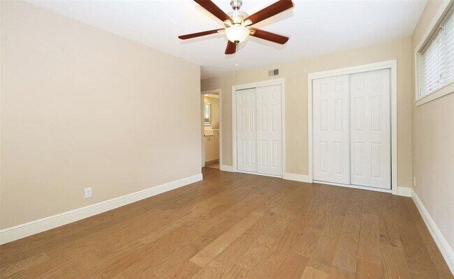 Building Photo - 4629 Carleen Rd