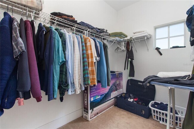 Building Photo - 300 State St E