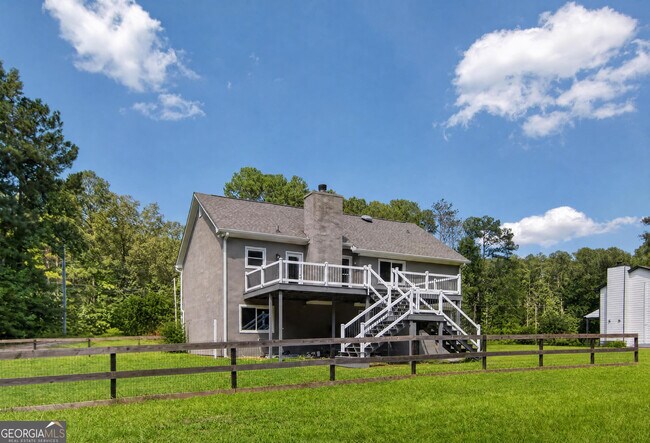 Building Photo - 164 Goodman Dr