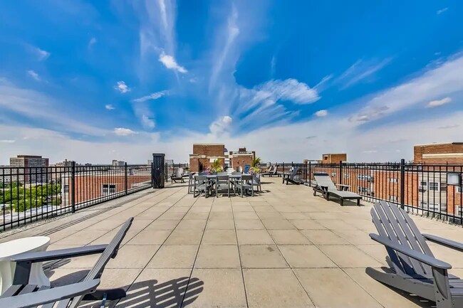 Building Photo - 4980 N Marine Dr