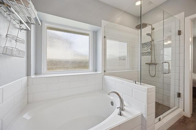 Building Photo - 8408 Island Ct