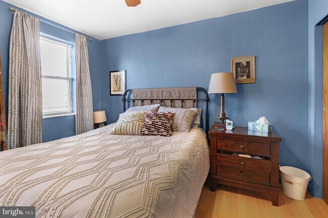 Building Photo - 808 Sears St