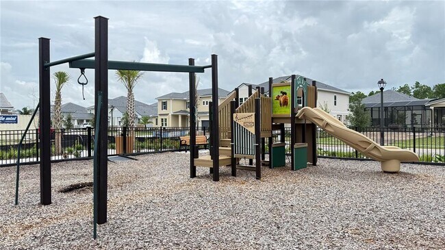 Building Photo - 14409 Crest Palm Ave