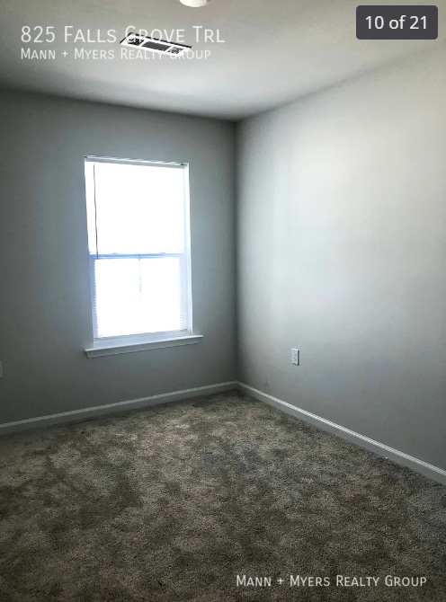 Building Photo - 825 Falls Grove Trl