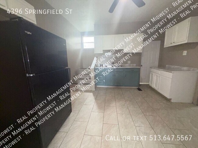 Building Photo - 4396 Springfield St