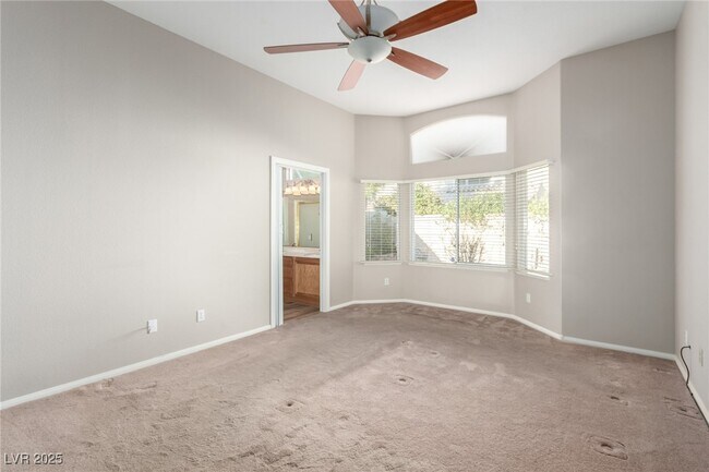 Building Photo - 9424 Cloudcroft Ave