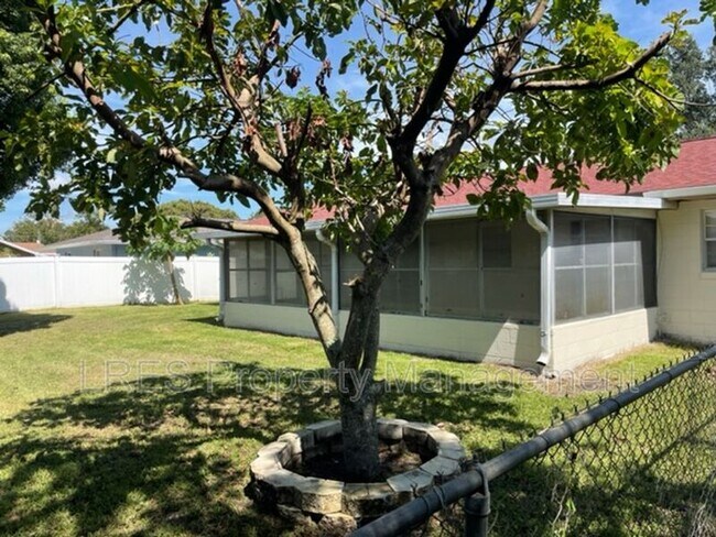 Building Photo - 7116 Nathan Ct