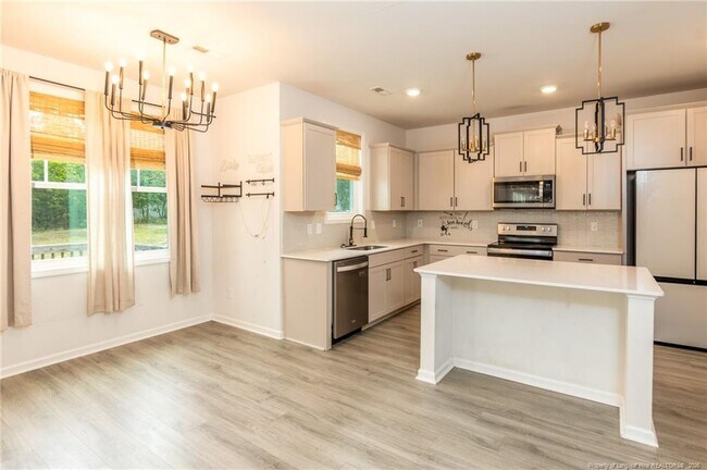 Building Photo - 308 Countryside Dr