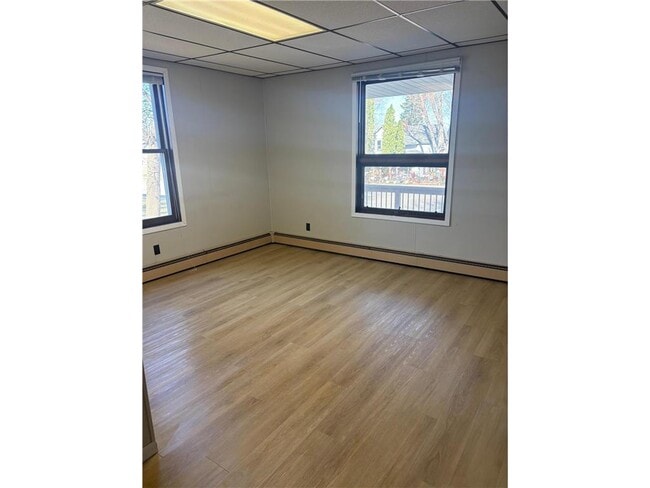 Building Photo - 216 Birch Ave S