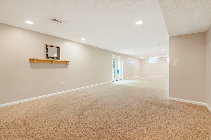 Building Photo - 108 Yukon Dr