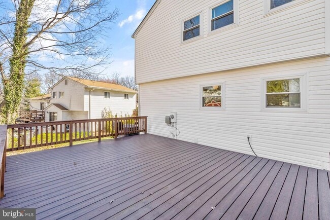 Building Photo - 9356 Birchwood Ct