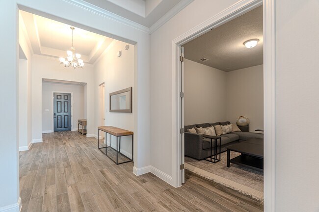 Building Photo - 25018 Pavonia Lake Ln