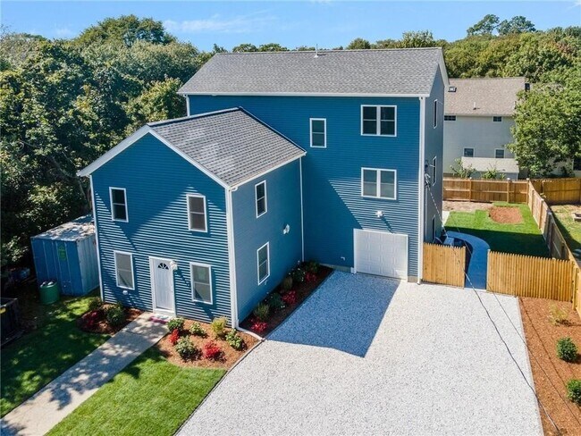 Primary Photo - 21 Ashbrook Rd