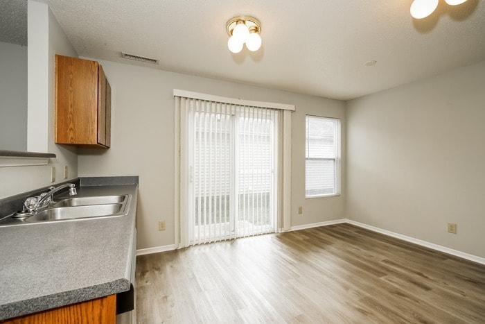 Building Photo - 11615 Presidio Dr