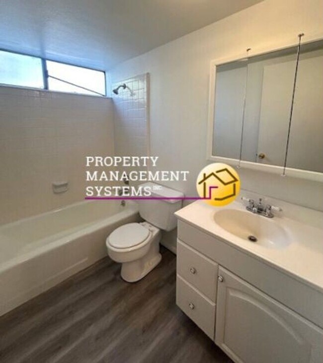 Building Photo - 2 Bedroom Sugarhouse Apartment