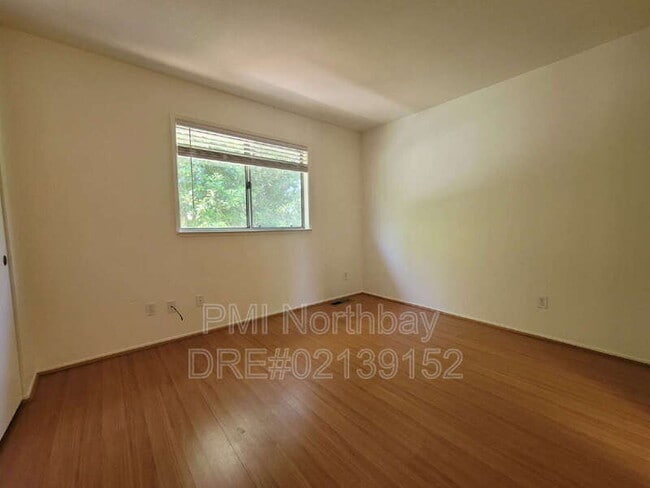 Building Photo - 2140 Woolner Ave