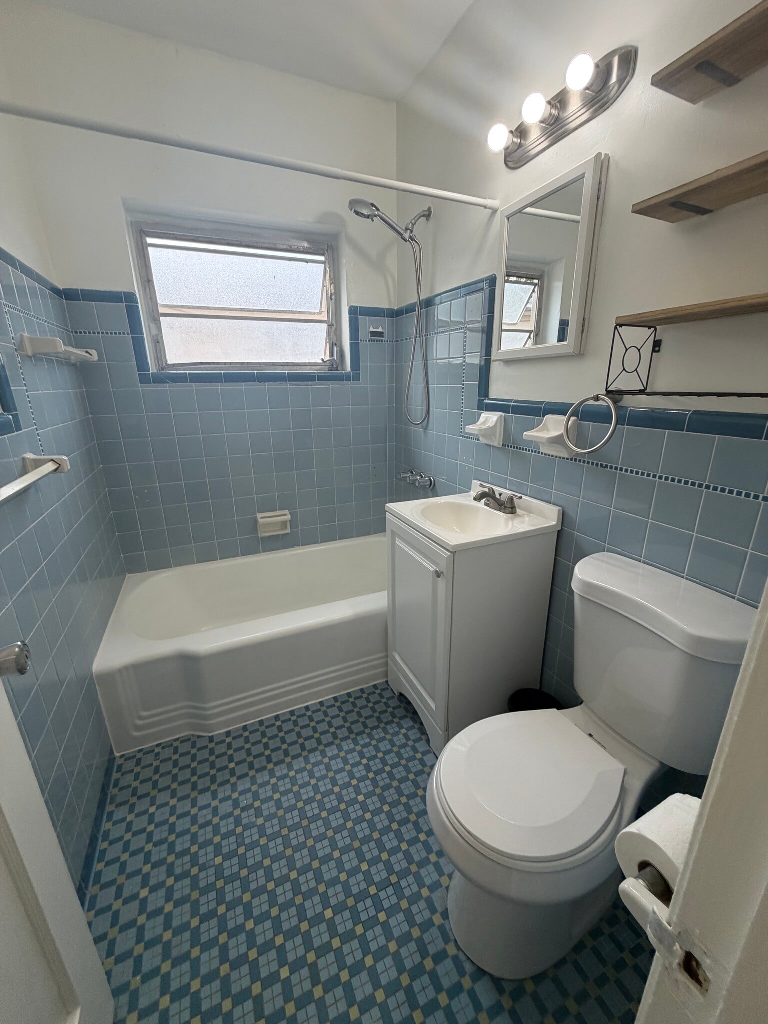 Bathroom - 2770 SW 30th Ave