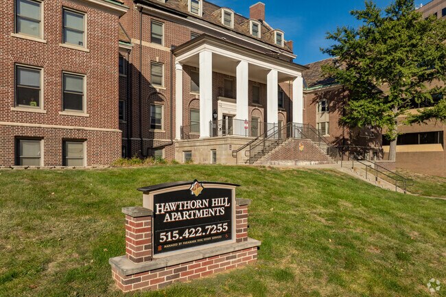 Alternate Exterior - Hawthorn Hill Apartments