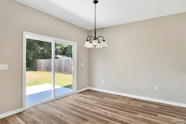 Building Photo - 4 Tennessee Dr