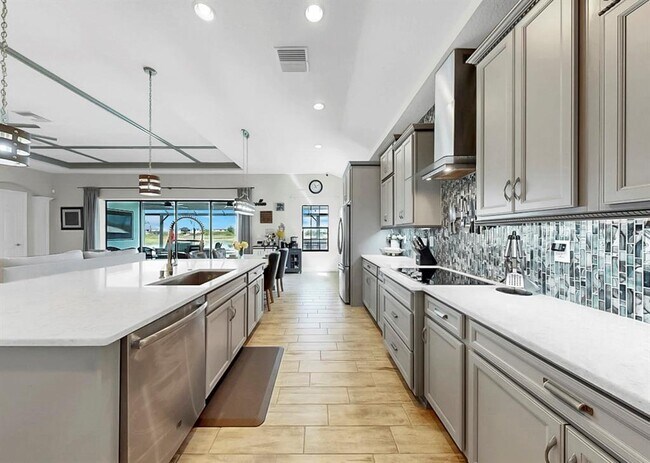 Building Photo - 12845 Satin Lily Dr