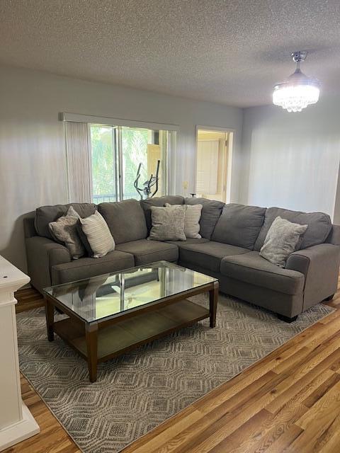 Building Photo - 312 Knotty Pine Cir