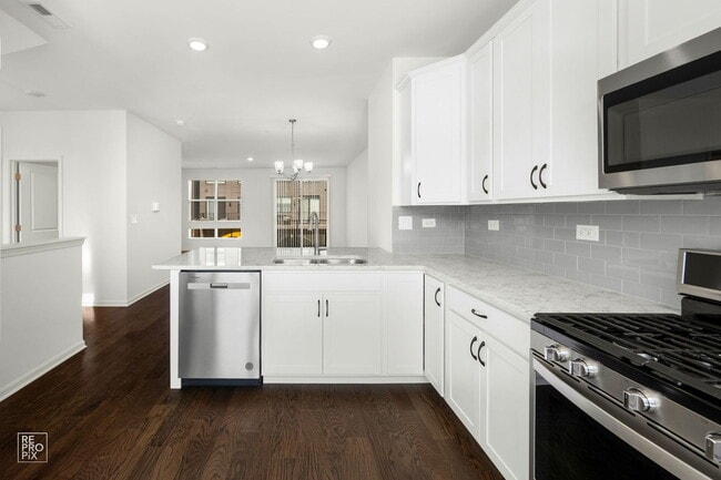 Building Photo - 2246 Venture Dr