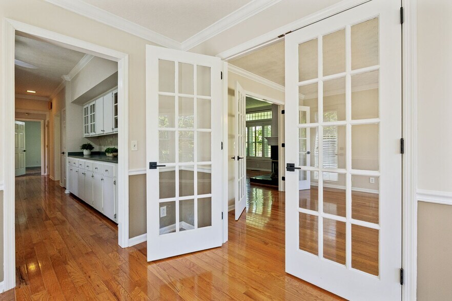 Building Photo - 316 McCoin Dr