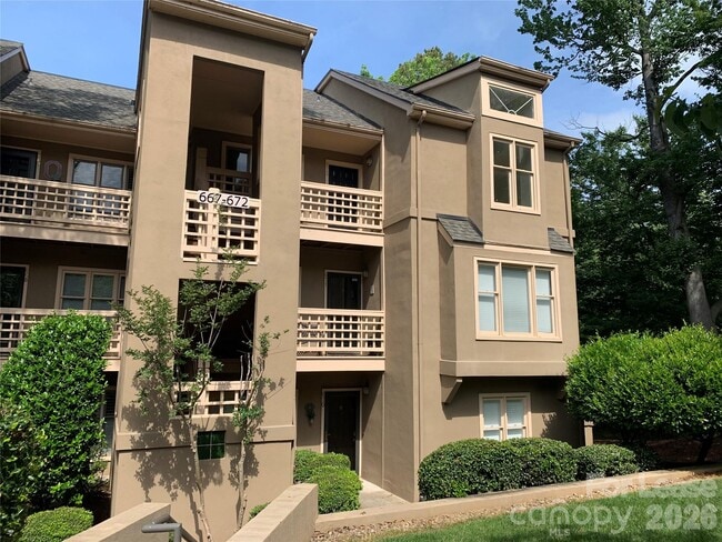 Building Photo - 672 Portside Dr