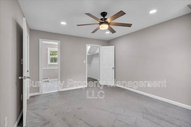 Building Photo - 2480 Monmouth Rd