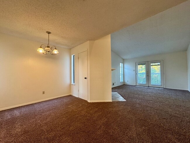 Building Photo - FEEL AT HOME AT LAKE SHORE VILLAS *Upstairs* Leasing Special Available*