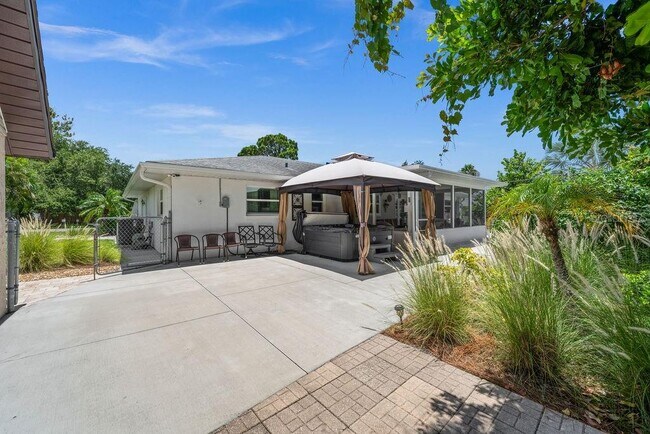 Building Photo - 1024 Horizon Rd