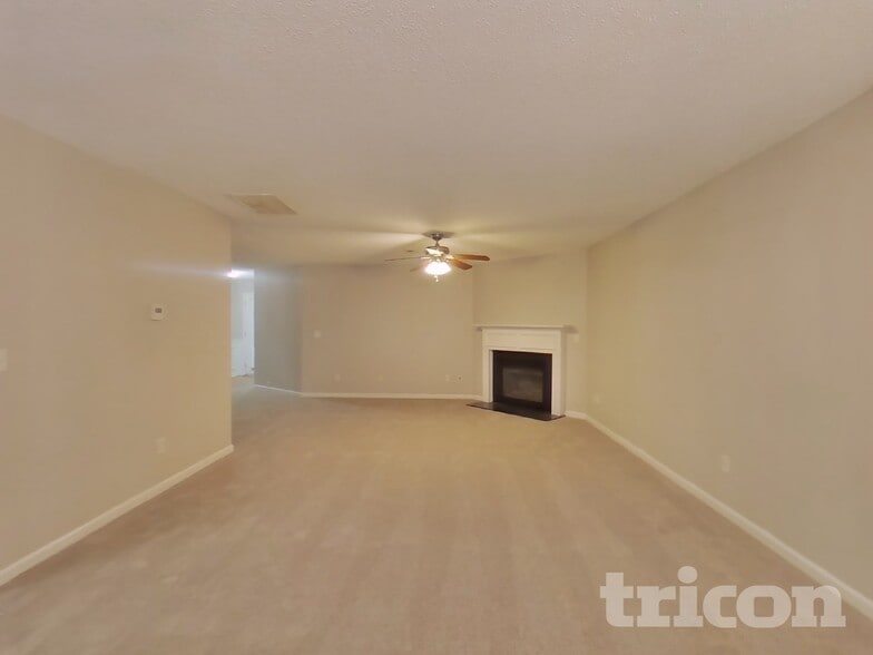 Building Photo - 5853 Sepulveda Ln
