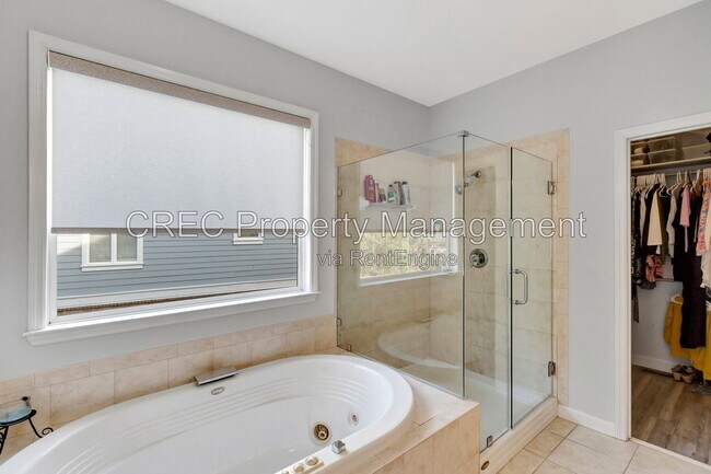 Building Photo - 147 Palm Cove Way