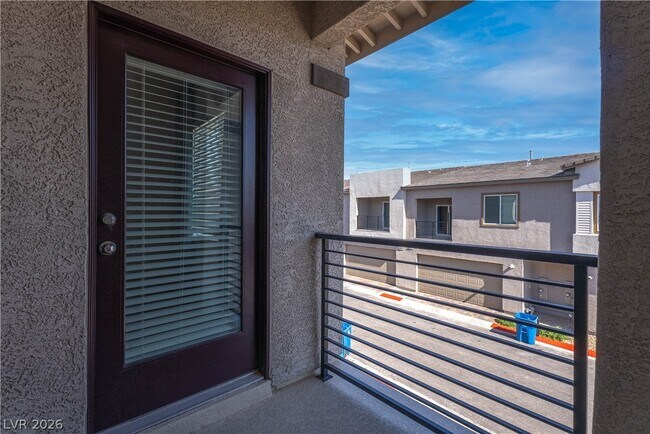 Building Photo - 3302 Viola Hls Ave